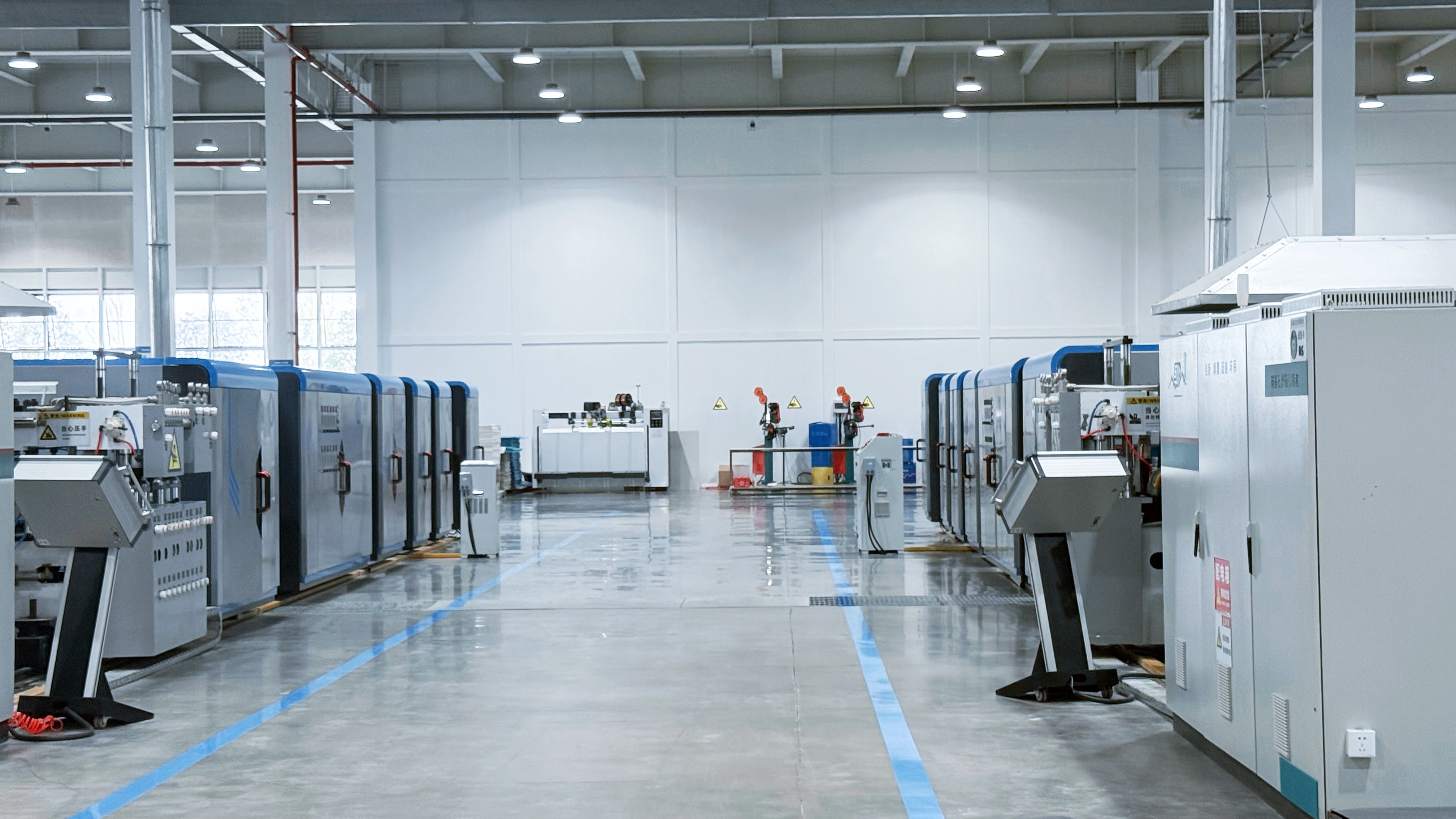 腊八粥暖，守护如初 | 易海科技祝您“箱”安无忧